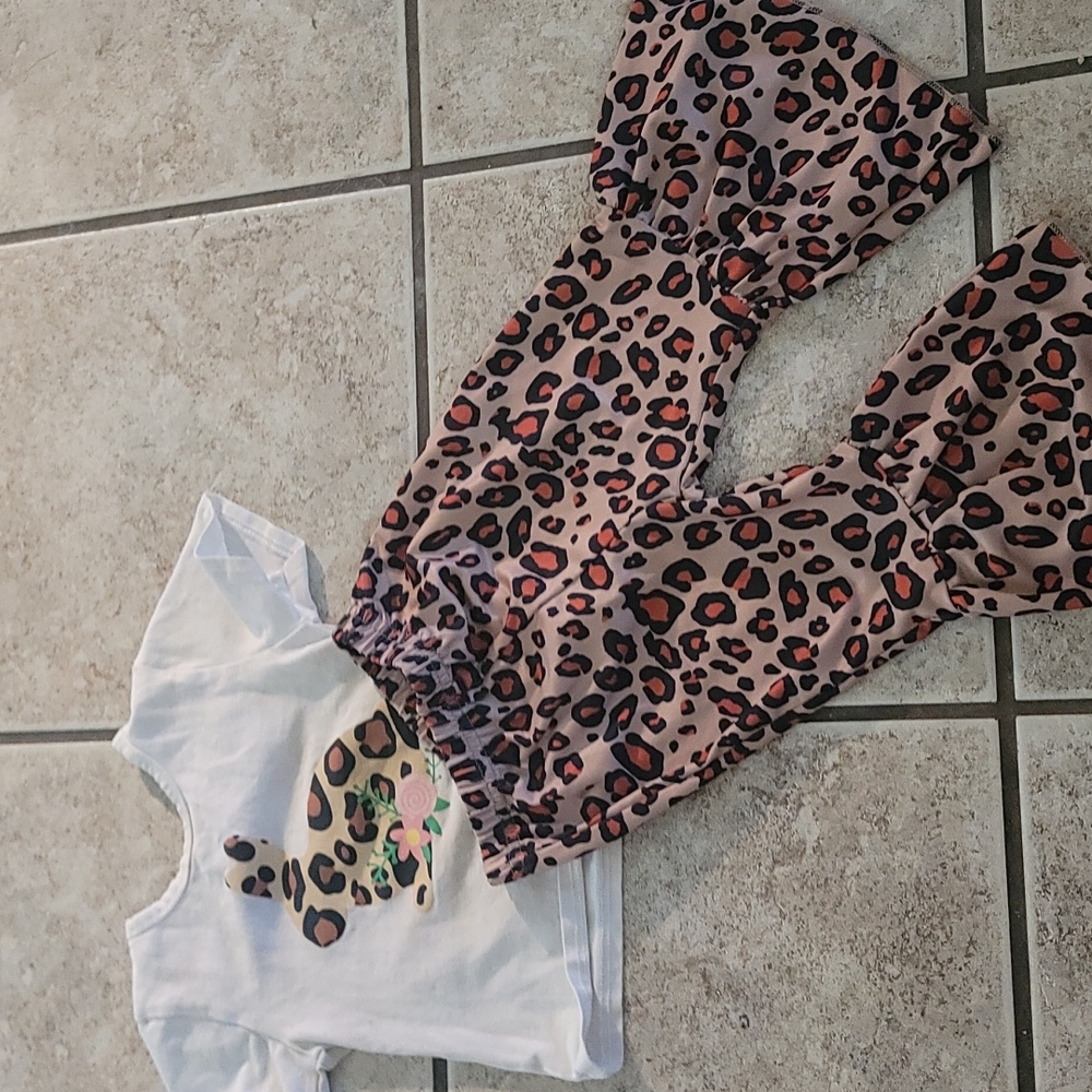 Girls outfit